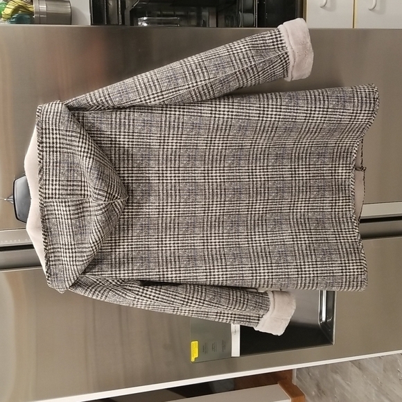 💕LOVE TOKEN💕 Eddie Faux Fur Reversible Hooded Coat ~ Plaid Print Small S NWT - Picture 10 of 16